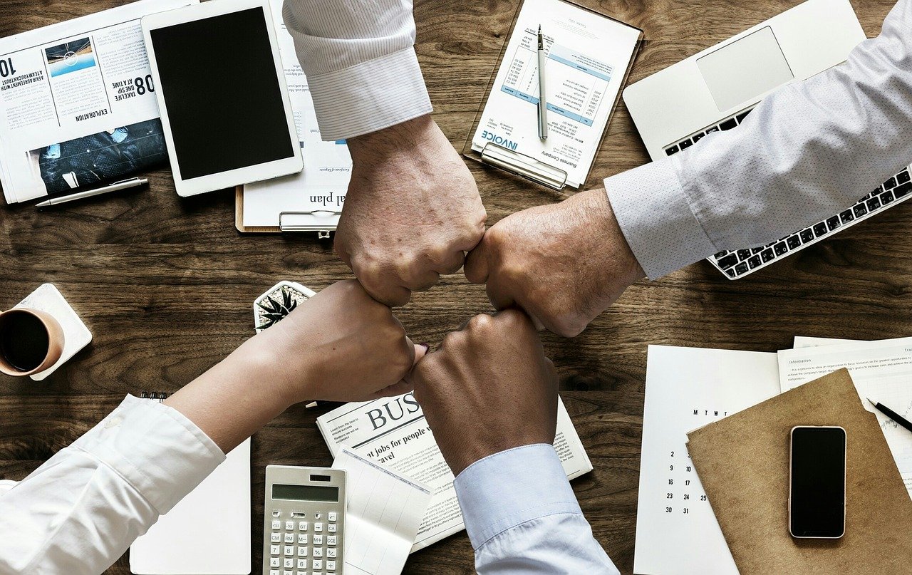 teamwork (2) teamwork (2)